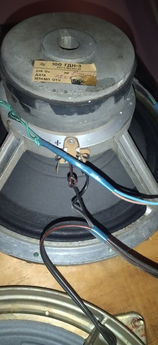 Колонки  у судовому стані готові до обміну на телефон айфон