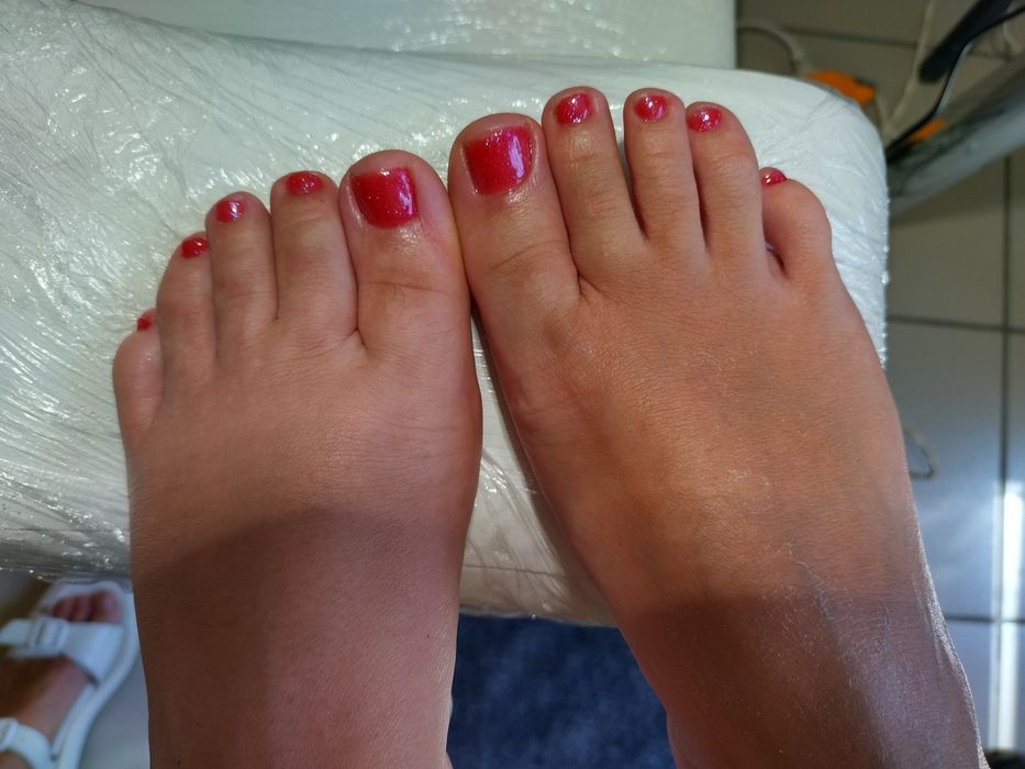 Модели на маникюр, наращивание, центр возле Мост Сити