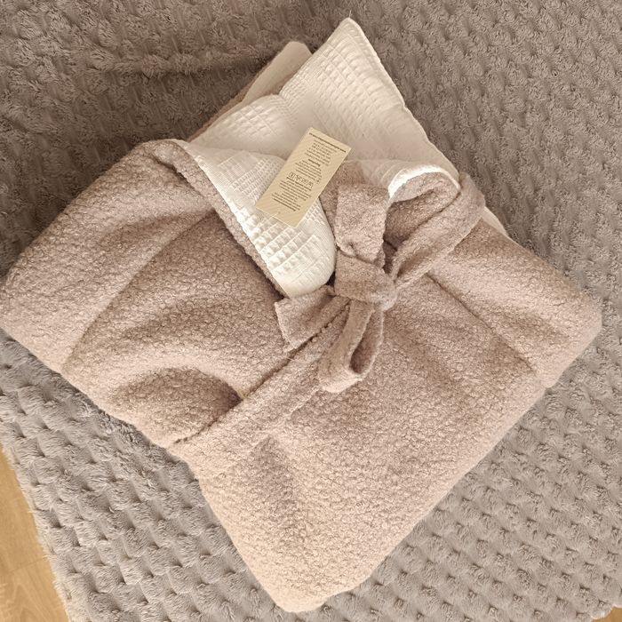 Продам плед-конверт, теплий 85*85