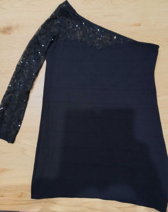 Wizytowa bluzka z jednym rękawem