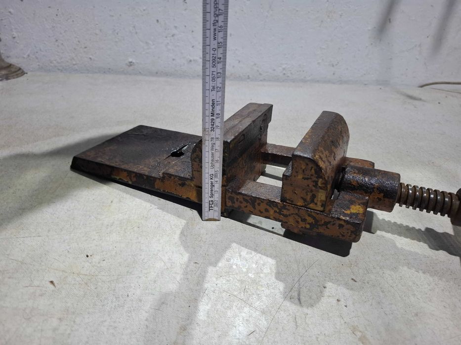 Stare imadło maszynowe 115mm