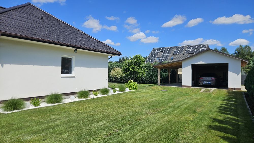 Dom wolnostojący przy lesie | działka 920 m² | piękny ogród