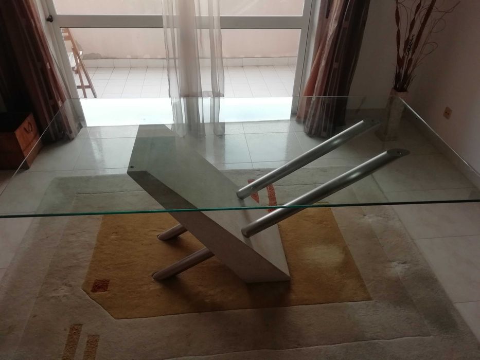 Mesa de sala/jantar excelente design
