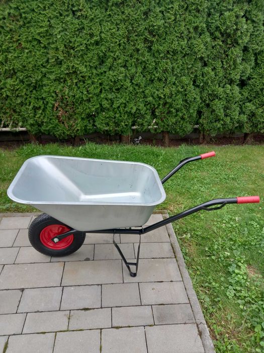 Taczka ogrodowa ocynkowana