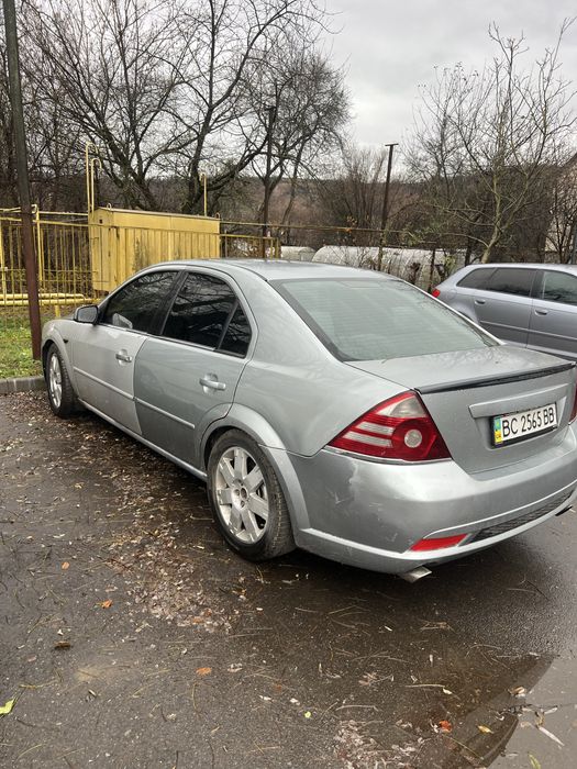 Ford mondeo  3 2.5 v6. 1800 на віддачу)