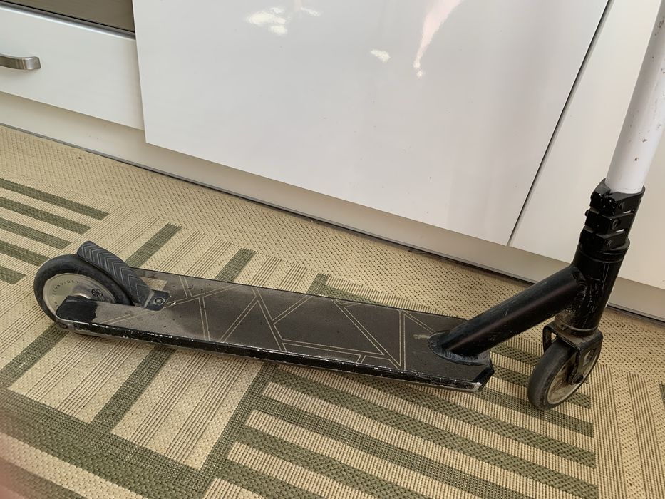 Трюковий самокат