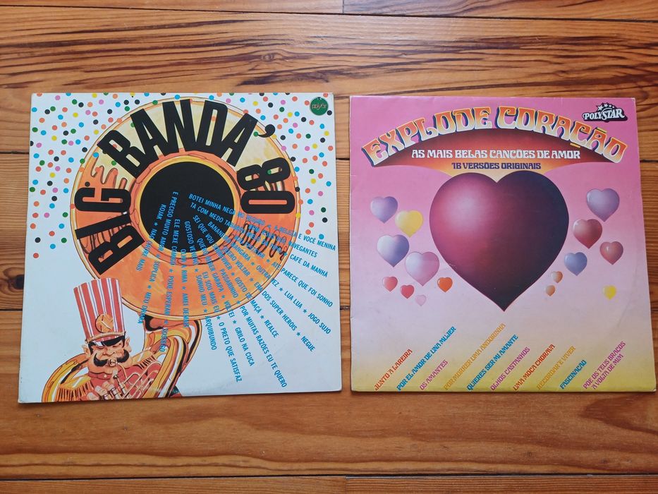 Discos com compilações de canções de amor