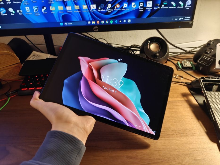Lenovo Tab M11 8/128Gb + rysik + etui z klawiaturą