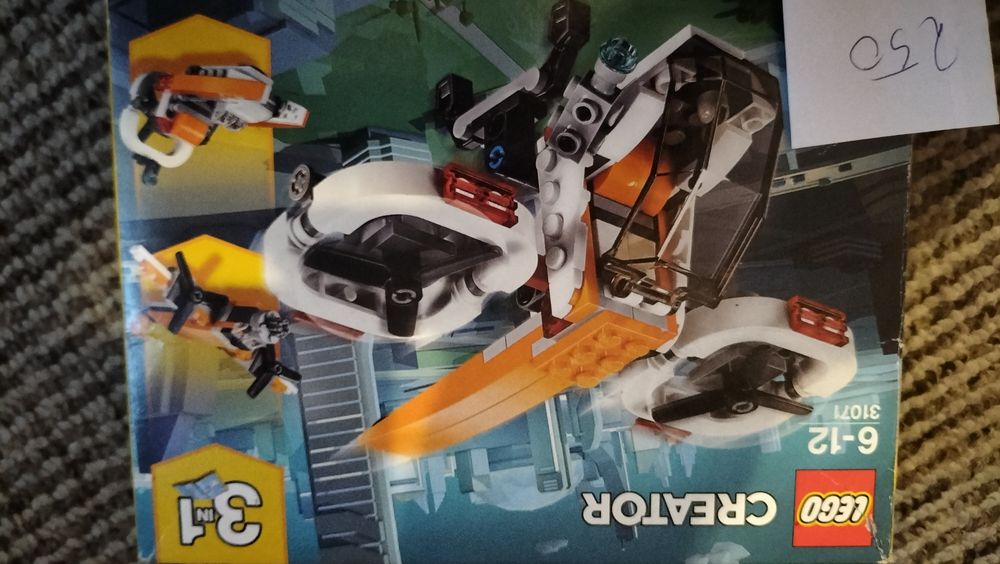 Klocki LEGO 3 w 1 instrukcja układania w zestawie.Klocki w  komplecie.