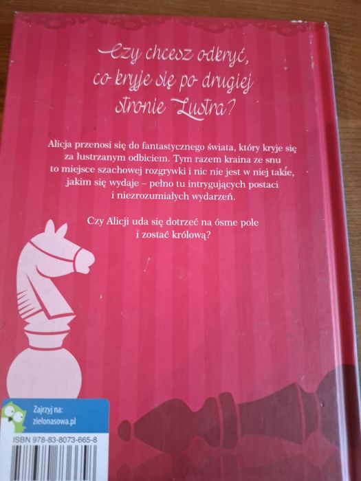 O tym co Alicja odkryła po drugiej stronie lustra