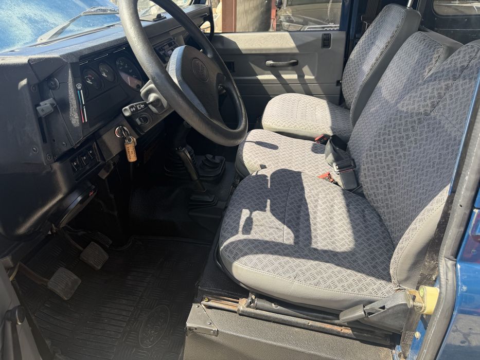Land rover defender td5 125 mil km