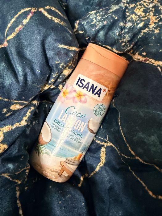 ISANA żel pod prysznic o zpachu sezonowym CocoLagoon