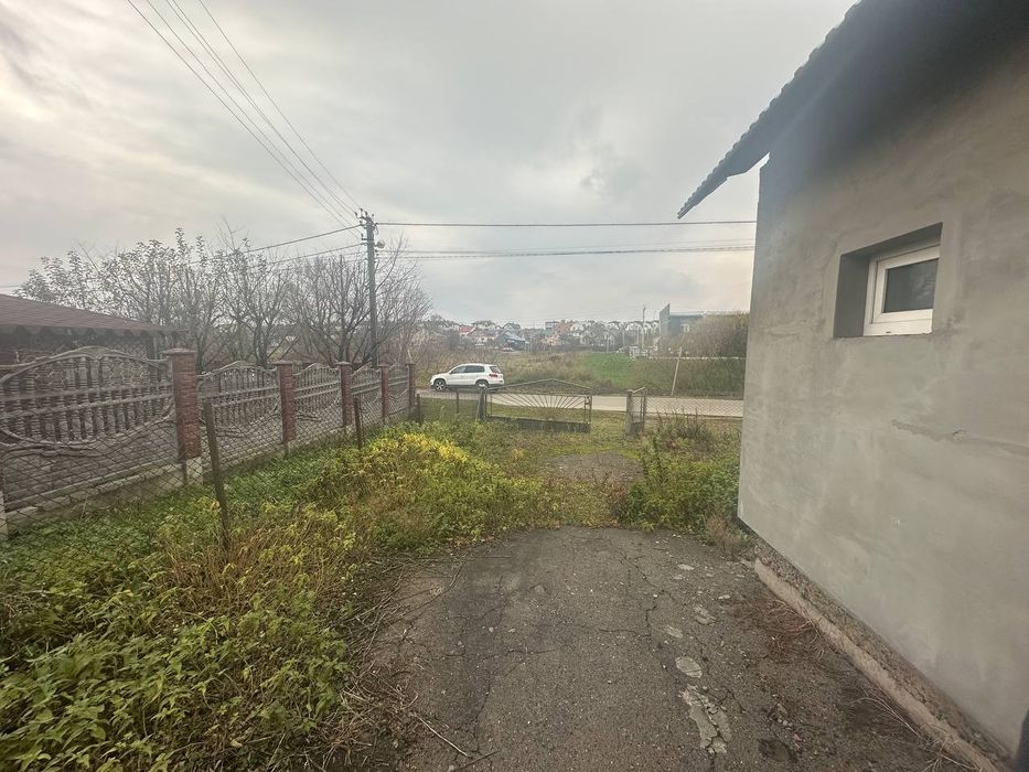 Продаж 2-кім. будинку 80 м.кв. Зубра