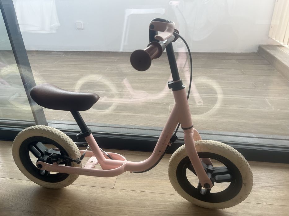 Bicicleta de aprendizagem rosa, B'twin (decathlon)
