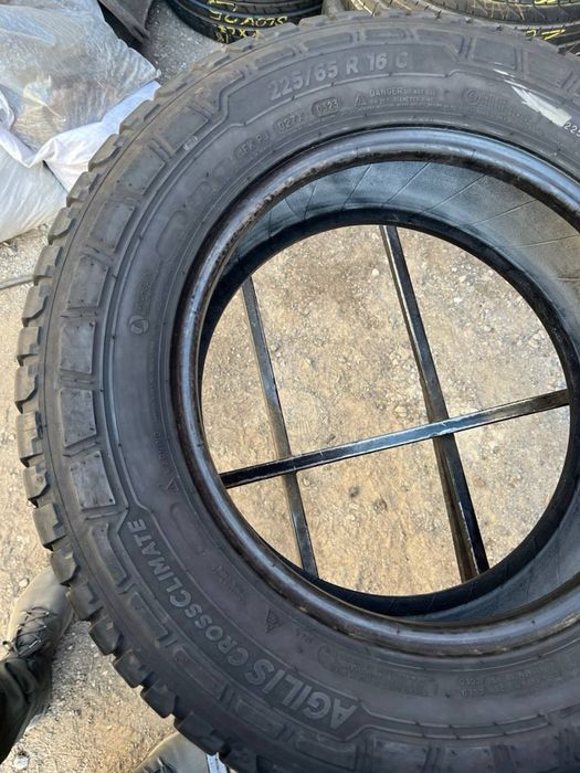 Шины БУ 225 65 R 16 C Michelin AGILIS CROSSCLIMATE Грузовая Всесезон