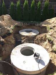 Якісні послуги : копання каналізацій, септиків, труби, септик під ключ