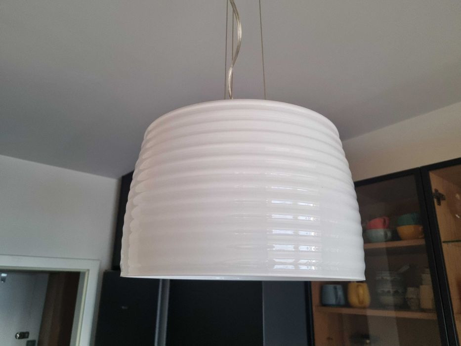 Lampa sufitowa wisząca szkło mleczne