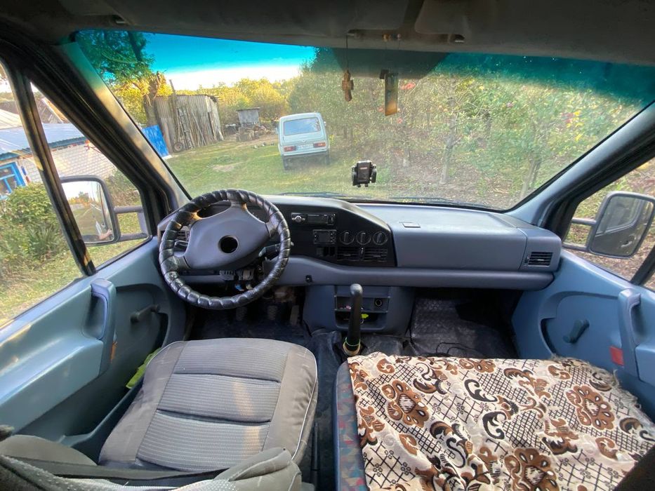 Mercedes-Benz Sprinter 412