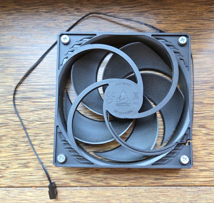 Arctic P12 Silent Fan64551255350531123