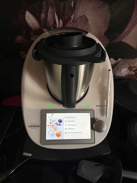 Thermomix TM6 – Kompletny Zestaw z Bogatym Zestawem Akcesoriów