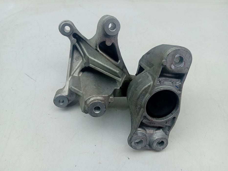 Apoio do motor NISSAN Micra V (K14)