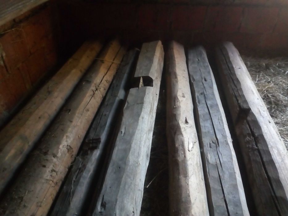 Stare belki ręcznie ciosane, drewno  iglaste cena za 1 mb