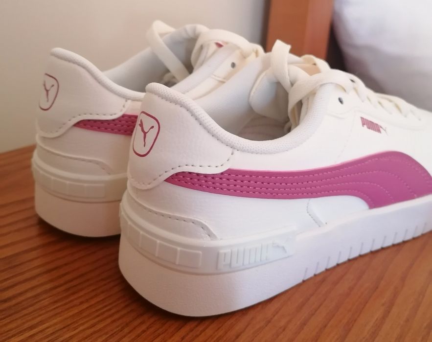 Sapatilhas PUMA - Tamanho 37 (Novas na caixa)