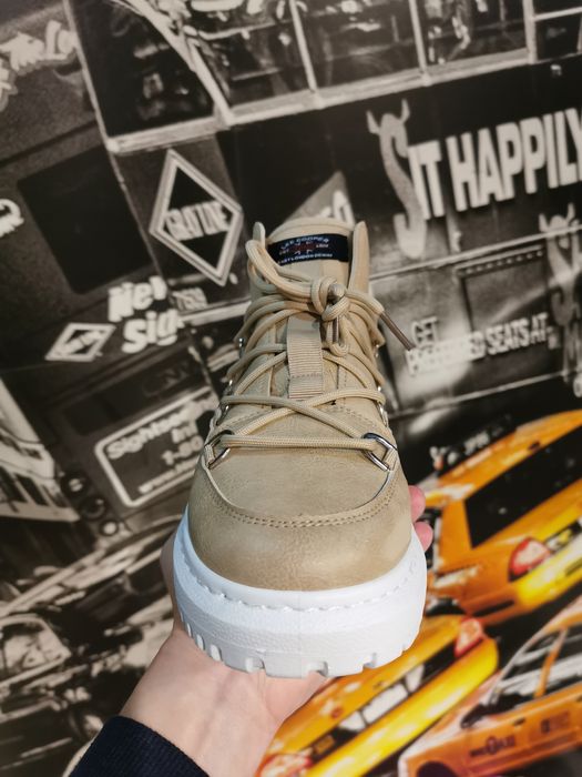 Buty, botki Lee Cooper rozmiar na metce 39 ale rzeczywisty 40