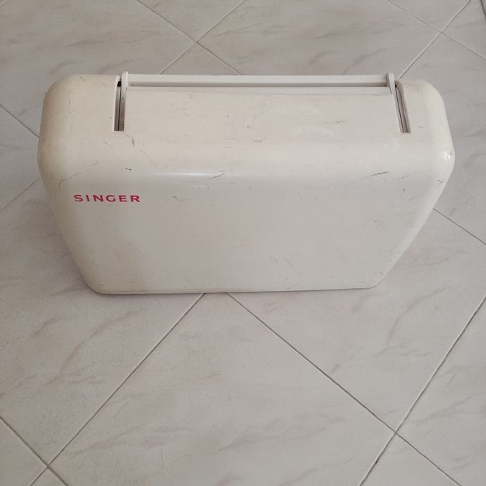 Máquina costura Singer Concerto 1