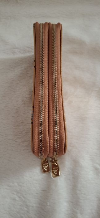 Portfel duży MCM 10635