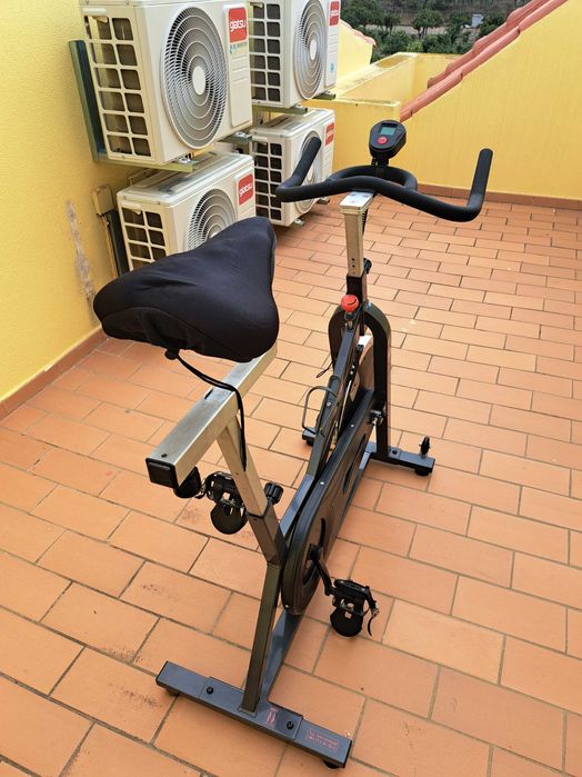 bicicleta estática indoor domyos
