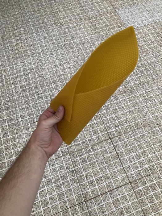 Cera de abelha moldada