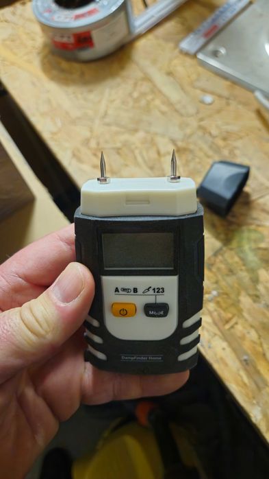 Miernik wilgotności, higrometr do drewna i ścian