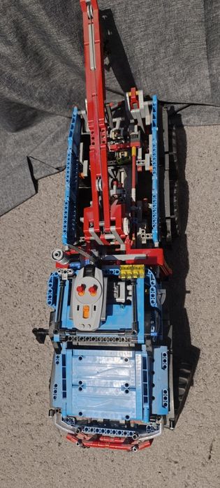 Lego Technic Terenowy holownik 6x6  42070