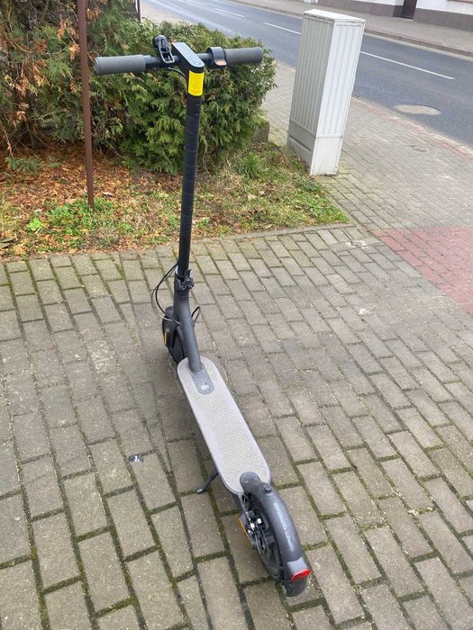 Sprzedam hulajnogę elektryczną