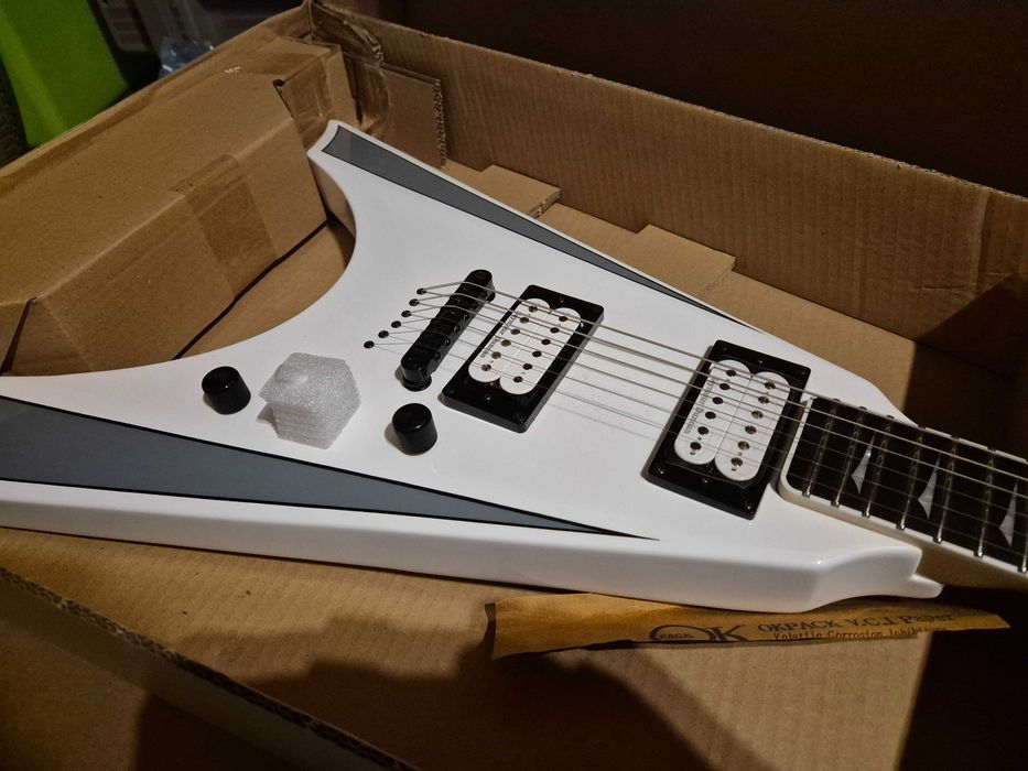 Gitara kramer nite v plus