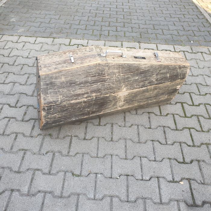 Skrzynia  etui futerał na instrument