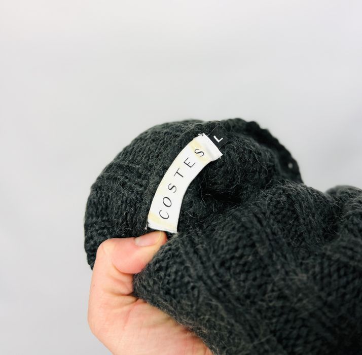 Ciemnoszary sweter z ażurowymi rękawami L 40