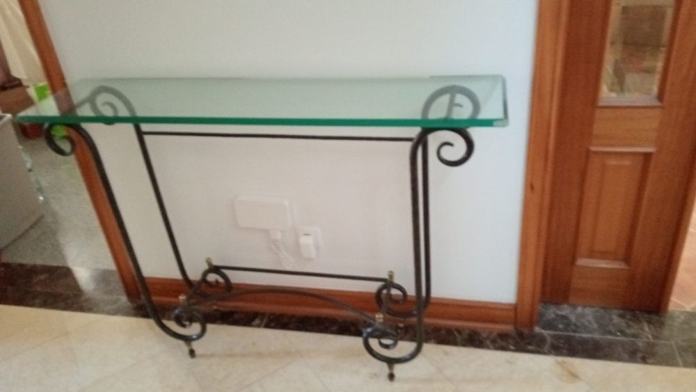 Consola Ferro e Vidro