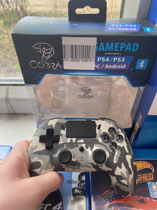 Playstation 4 в гарному стані