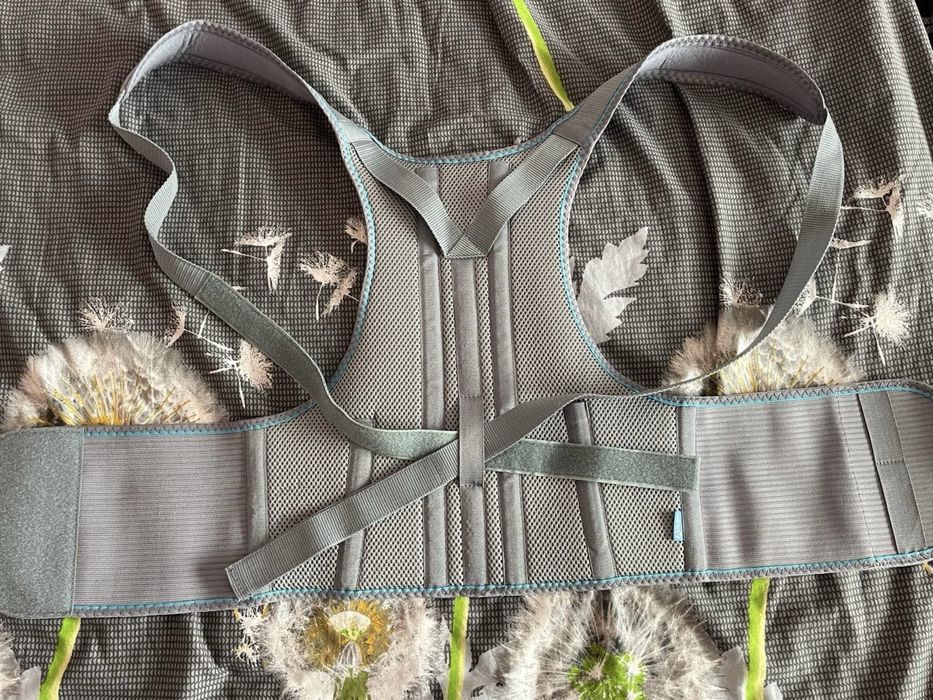 Корсет для спини/ корекції осанки