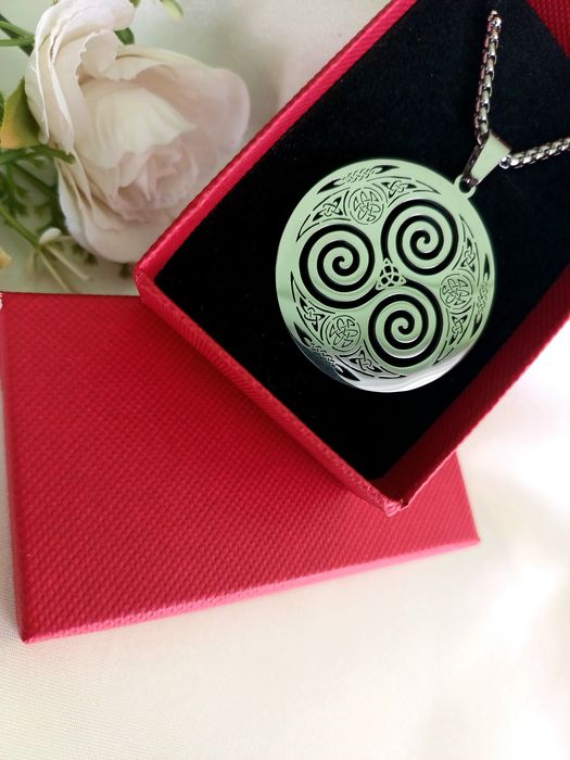 Naszyjnik Celtycki amulet - stal nierdzewna