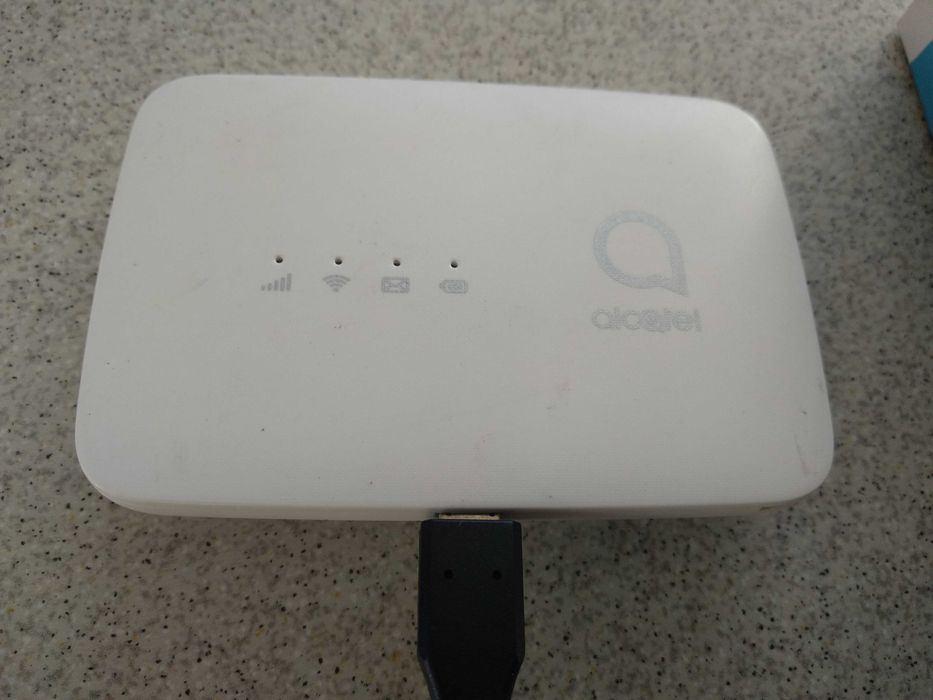 Router Alcatel Link Zone biały 4G LTE MW45V2