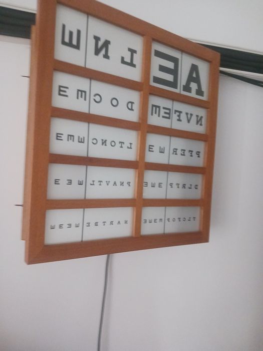 Móvel de lentes oftalmologia