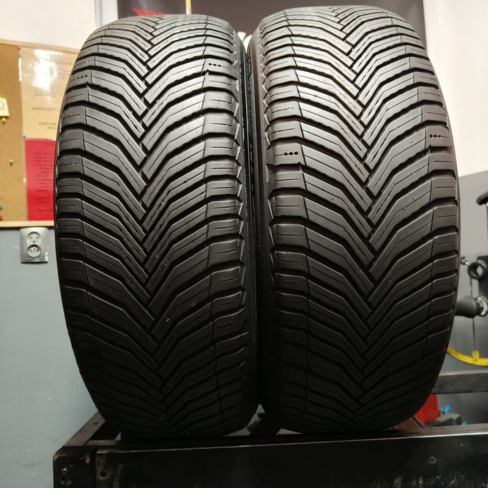 235/55/19 XL Michelin Cross Climate 2