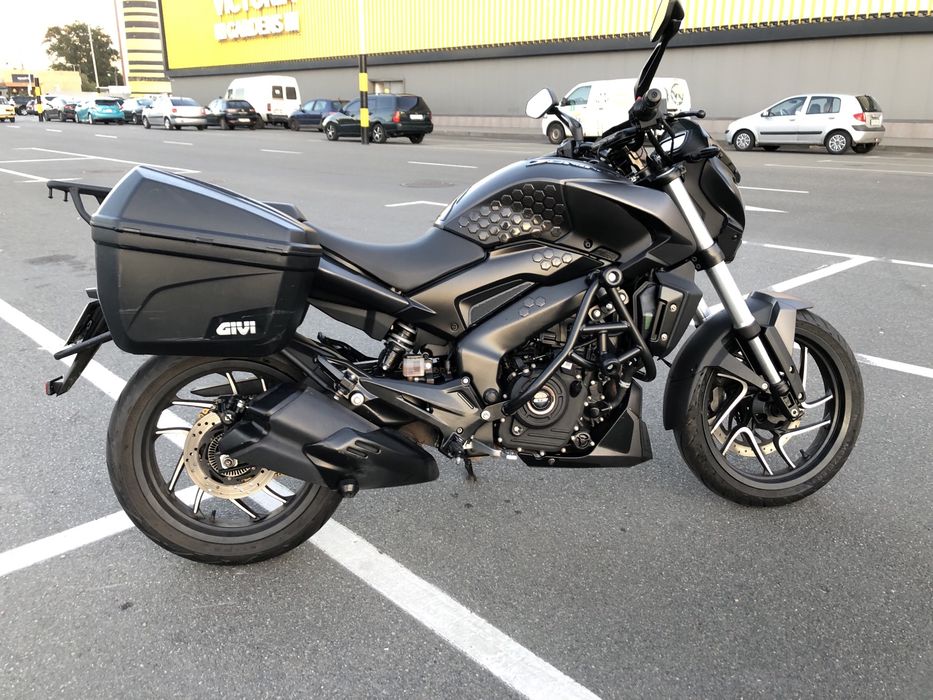 Bajaj Dominar 400