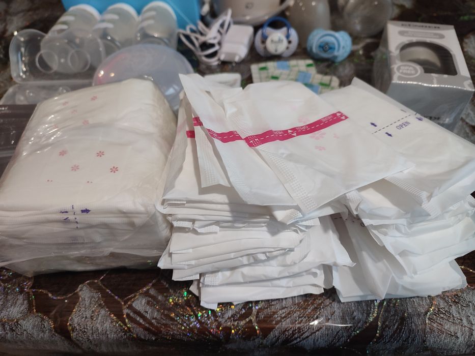 Продам набір для мами на гв