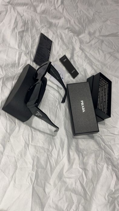 Okulary przeciwsłoneczne Prada SPR 17W-F