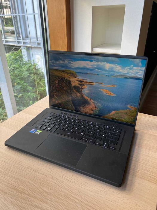 ASUS ROG Zephyrus M16 Laptop