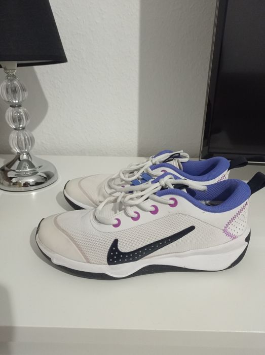 Buty Nike performance 38